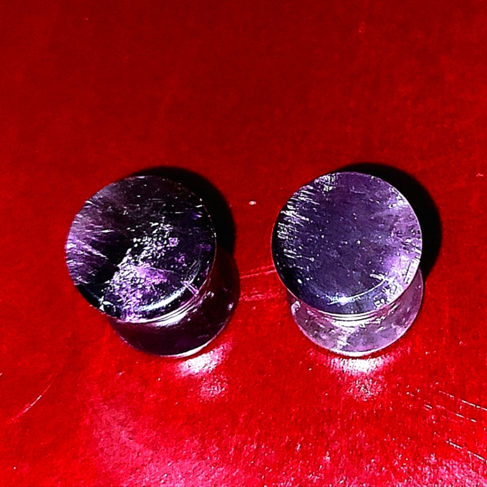 0g 8mm Amethyst Gemstone Flare Plugs